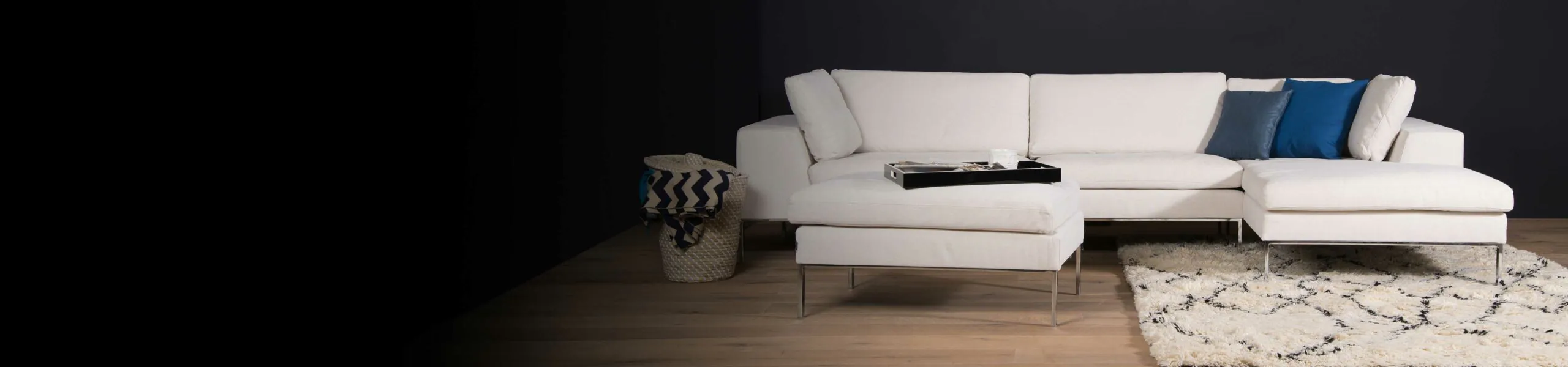 Helgesen Stoffsofa mit Recamiere
