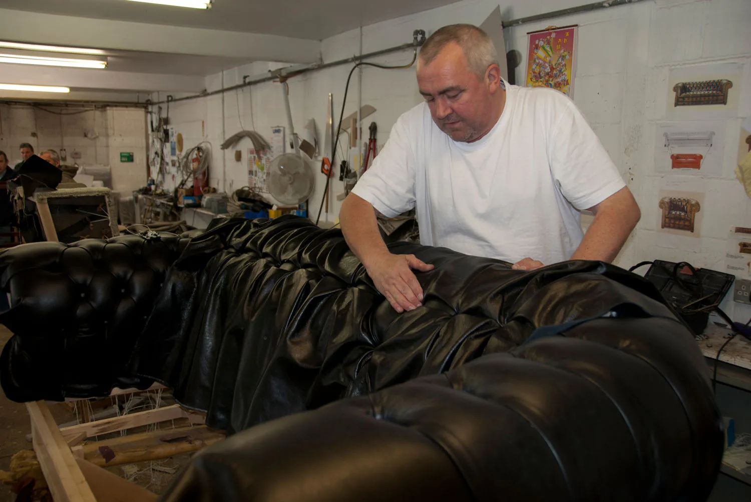 Arbeiter in Chesterfield Polsterei